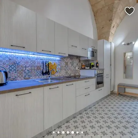 Volta Al Centro Via Roccamara * Nardò